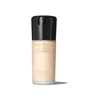 MAC Studio Radiance Serum Powered Foundation 30ml. NC10