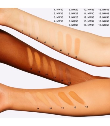 MAC Studio Fix Powder + Foundation 15g. NW33