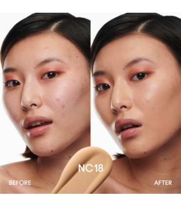 MAC Studio Radiance Serum Powered Foundation 30ml. NC18